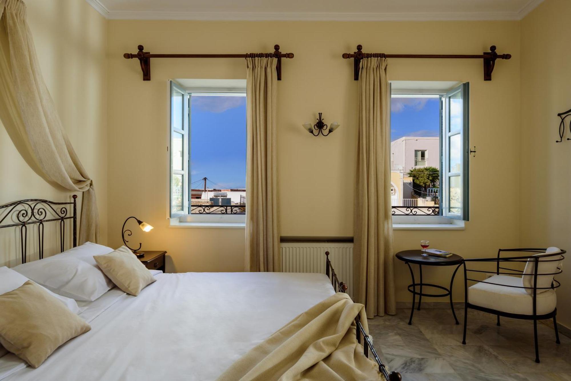 Ikio Concept Santorini Hotel Pýrgos Eksteriør billede